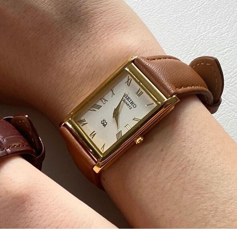 Seiko Slim Quartz White Face Brown Band Mens watch A020