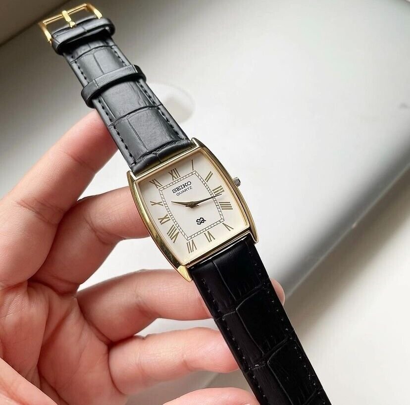 Seiko Slim Quartz White Face Black Band Men's Wrist Watch A51