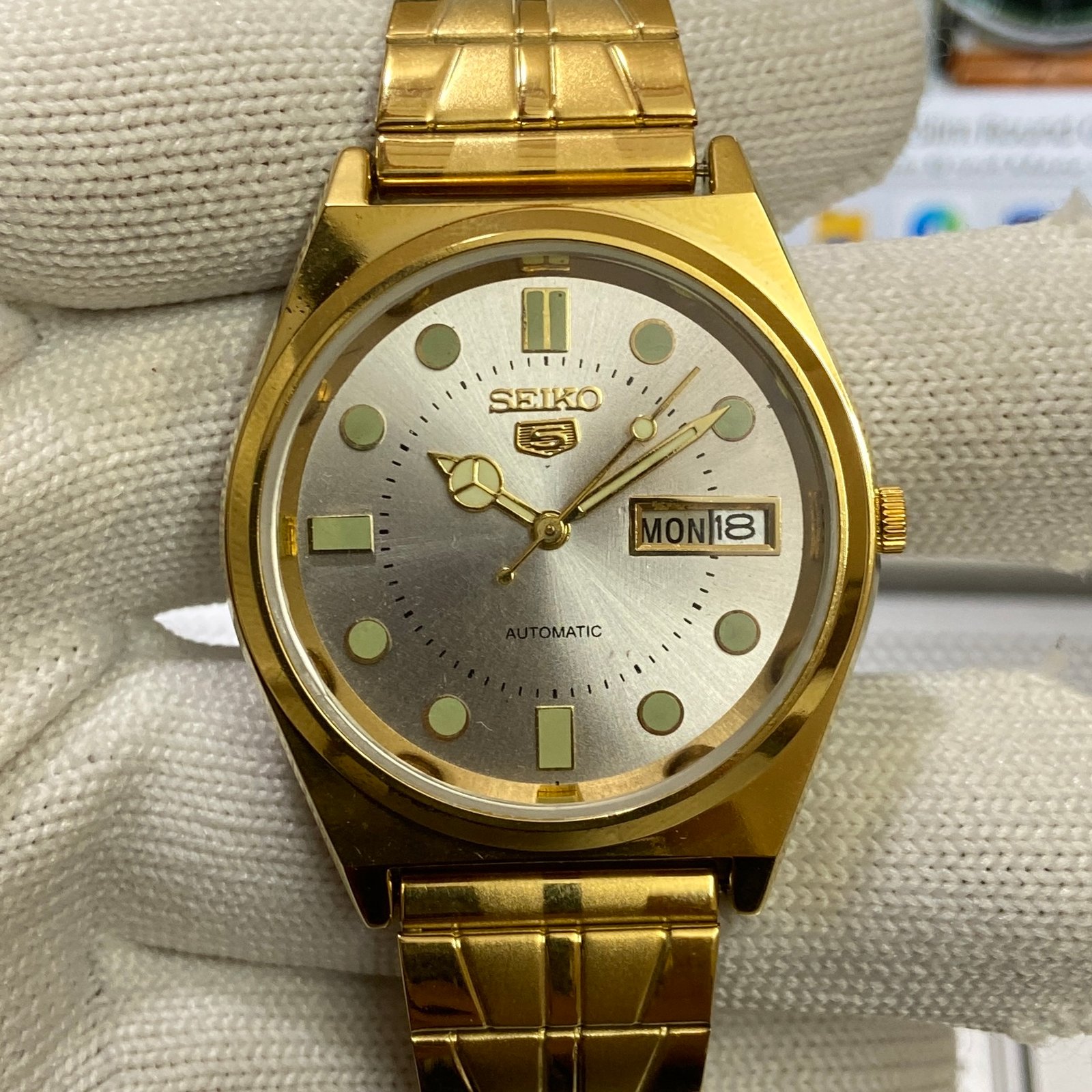 Vintage Seiko 5 Gold plated Automatic 17 Jewels Cal. 6309 Silver Face Men's Wrist Watch SG02