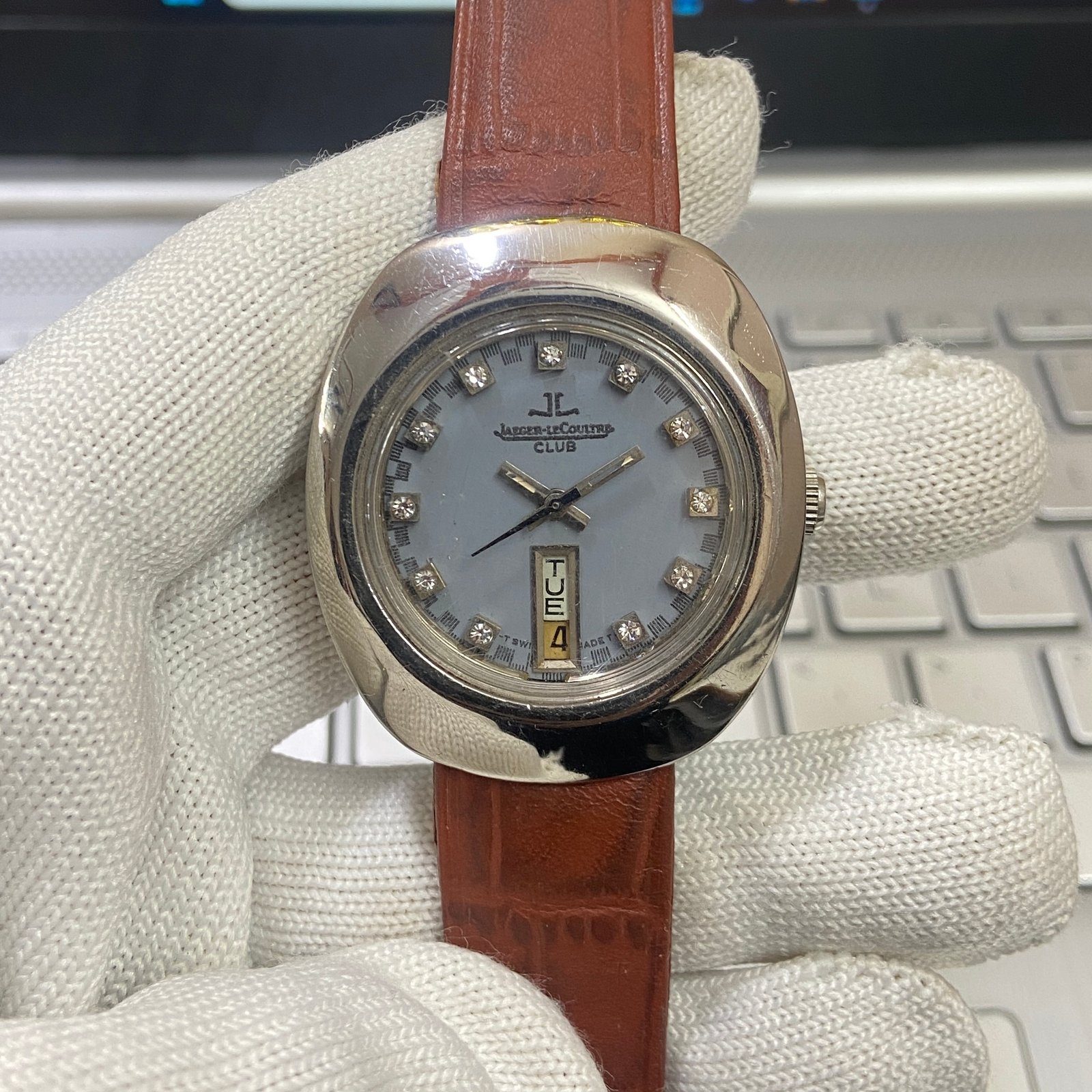 Vintage Jaeger Lecoultre Club Automatic AS 2066 Gray Face Brown Band Men's Wrist Watch JL13