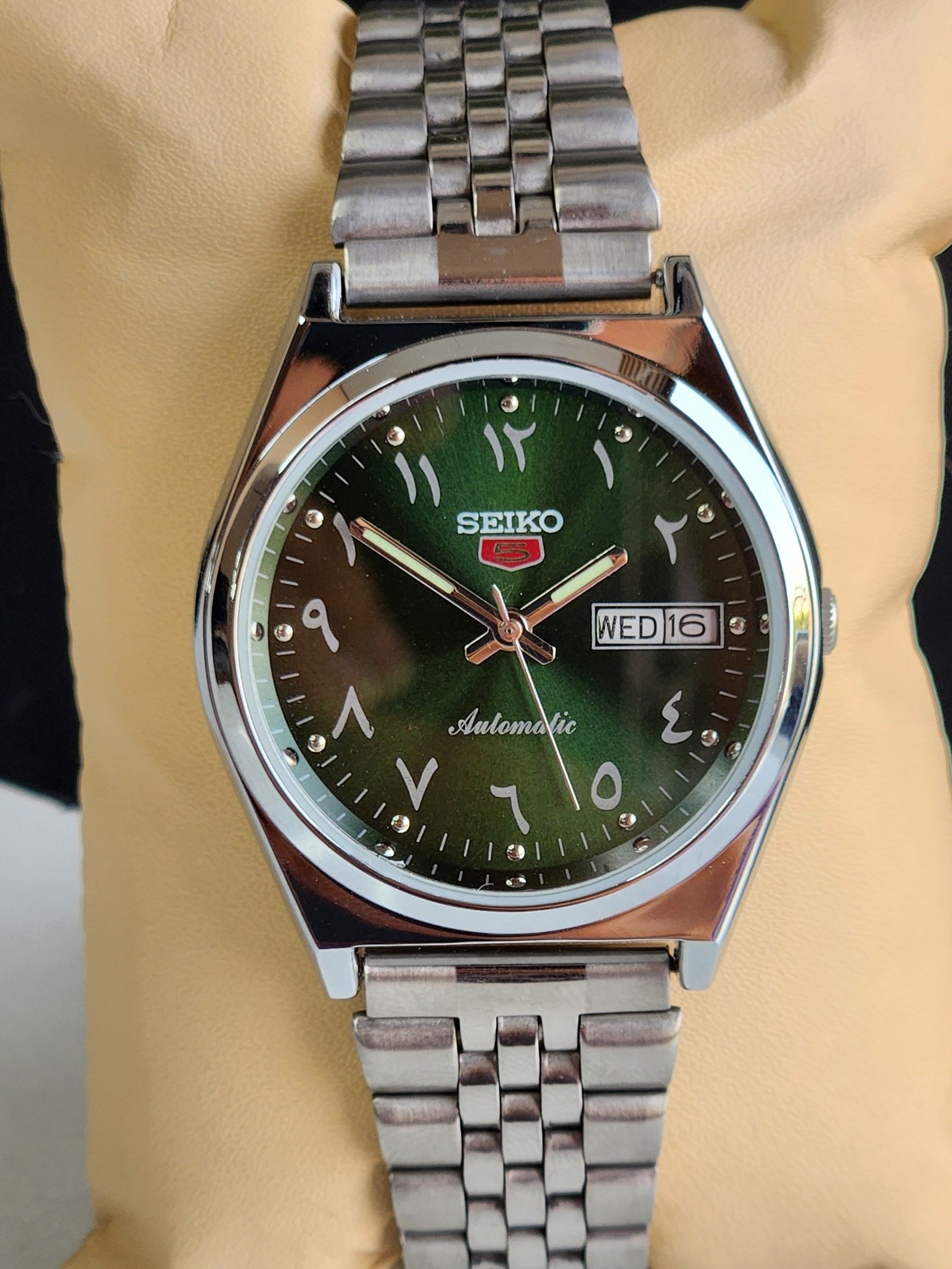 Vintage Refurbished Seiko 5 Arabic Green Face Automatic 6309A 17 Jewels Japan Men's Day-Date Wrist Watch E18
