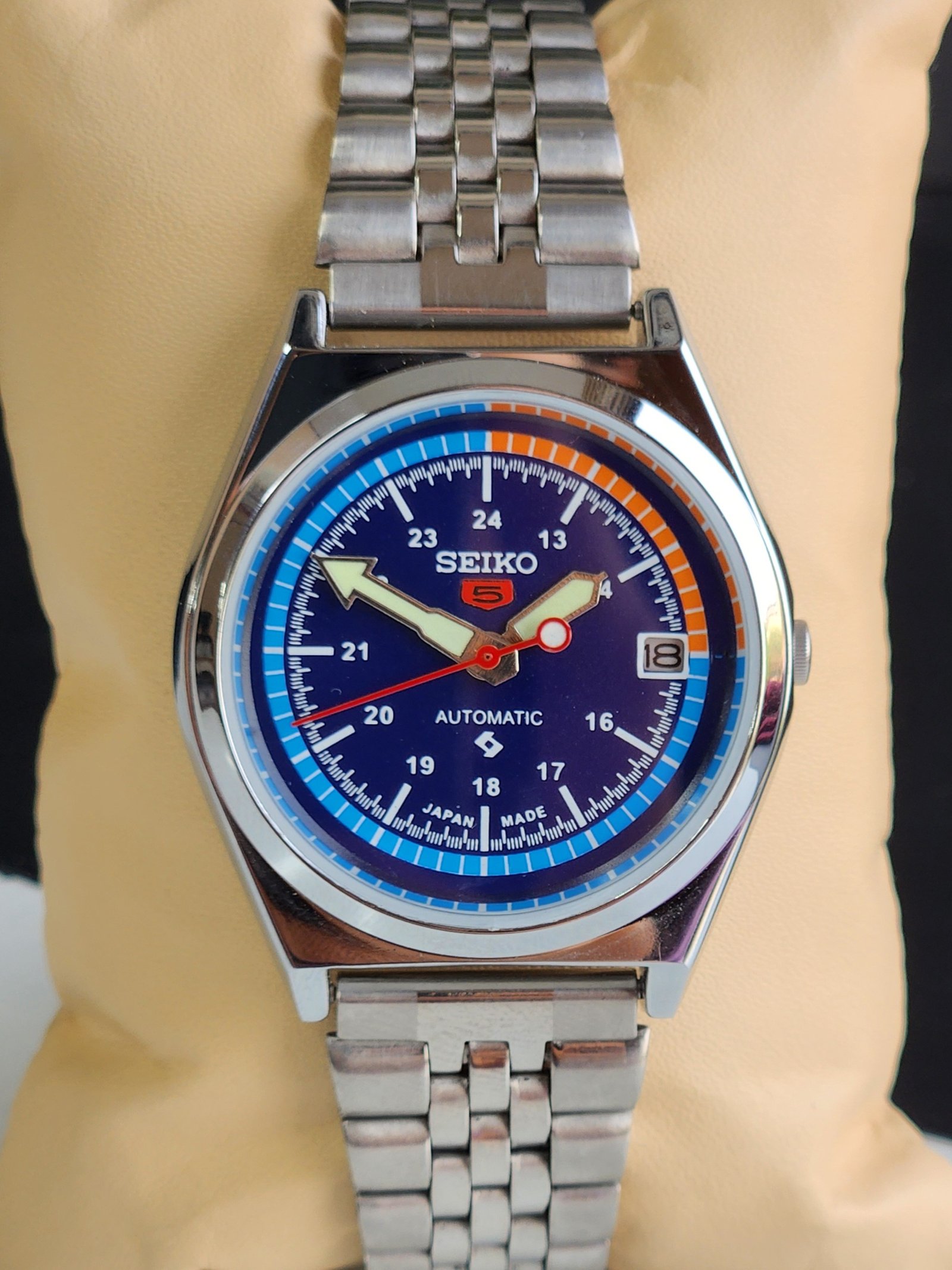 Vintage Refurbished Seiko 5 Blue Face Automatic 6309A 17 Jewels Japan Men's Date Wrist Watch E23
